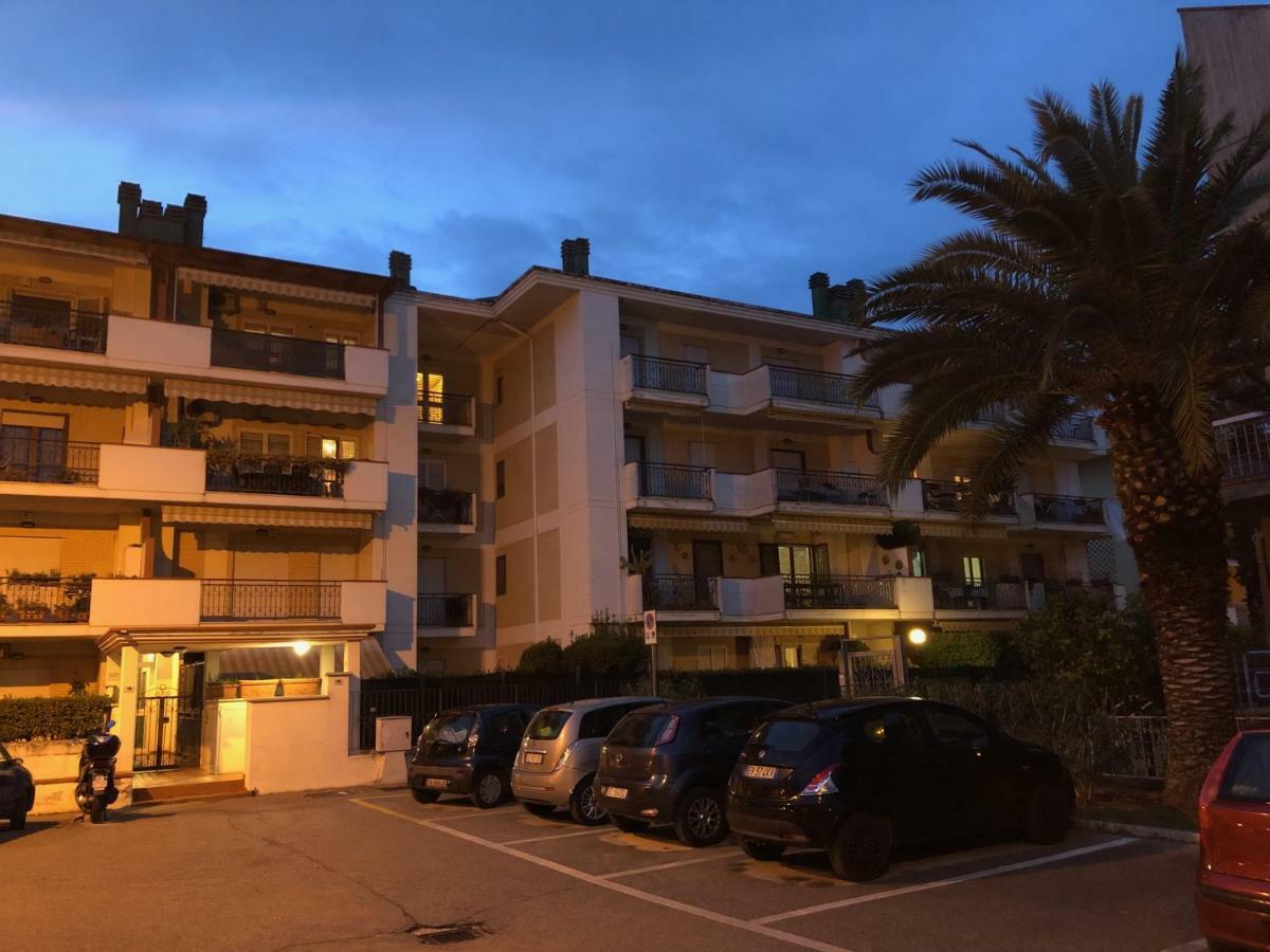 Casavacanze Estate 2 San Benedetto del Tronto Extérieur photo